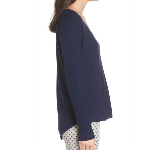 Make + Model BLACK Raglan Ribbed Pocket Tee - Picture 3 of 5